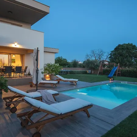 Moraceae Holiday home *