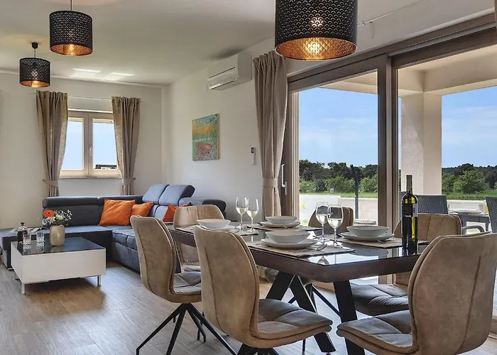 Будинок відпочинку Moraceae Пула