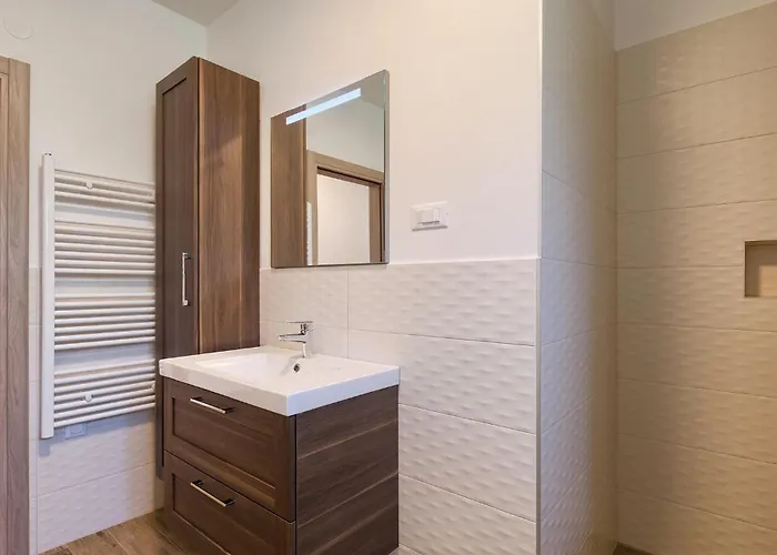 Moraceae Будинок відпочинку